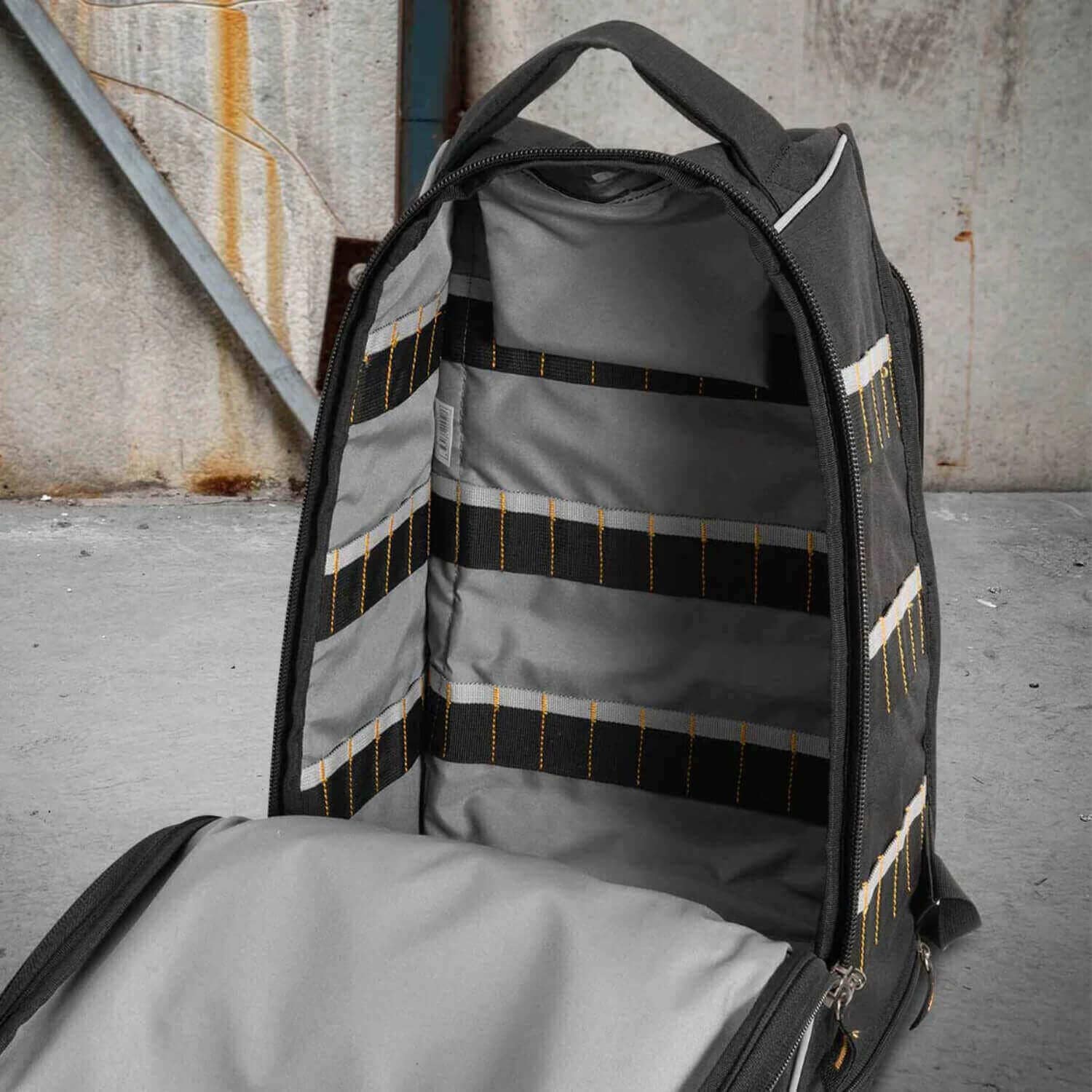 Rugged Xtremes - PODconnect Backpack - Image 4